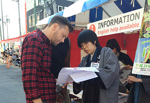 ・ イベントでの英語ボランティア活動